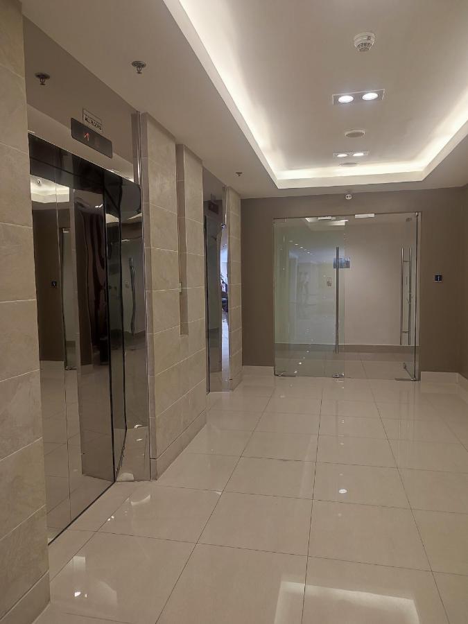Sea Residences Moa Condotel By Ruffa Маніла Екстер'єр фото